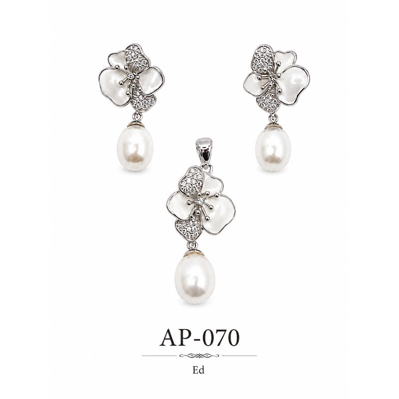 Iris Mother of Pearl Pearl Drop Set